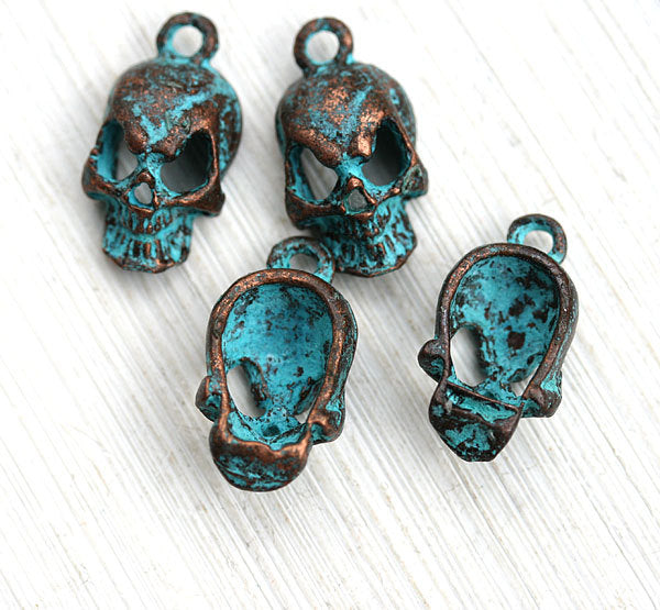 4pc skull charms Green Patina Copper 18mm