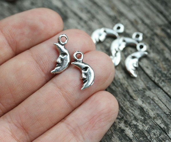 6pc Antique silver Crescent moon charms