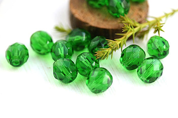 8mm Green Transparent Czech glass round fire polished faceted beads - 15Pc