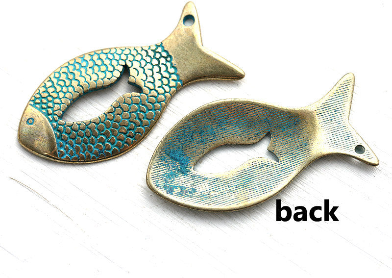 40mm Patinated brass metal casting large fish pendant