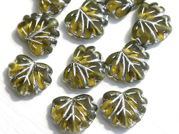 11x13mm Olive green leaf beads, Maple glass leaves, Silver inlays - 10pc